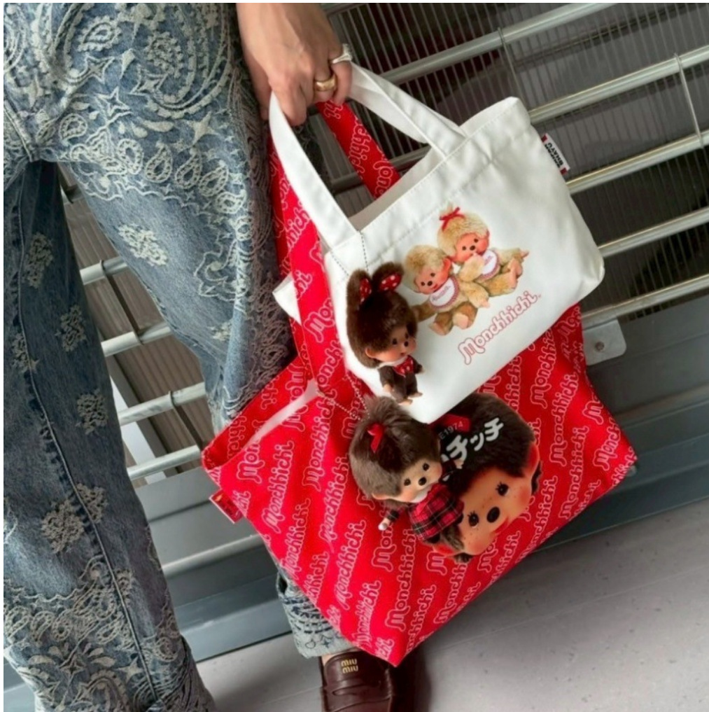 Anime Tote Bag - حقيبة يد من القماش بتصميم مونتشيتشي