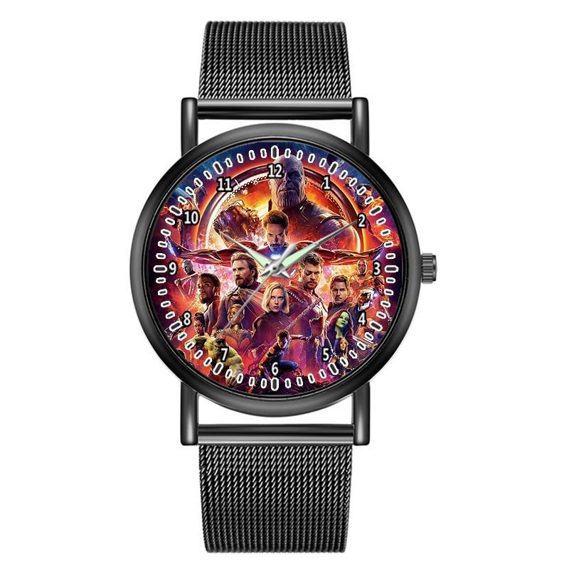 ساعة المنتقمون ذات طابع كرتوني - مراجعة Anime Kingdom Merchandise وسعره