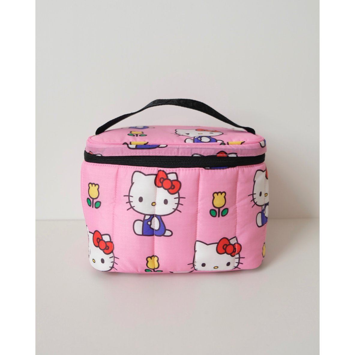 حقيبة سانريو هيلو كيتي العازلة - مراجعة Anime Tote Bag وسعره